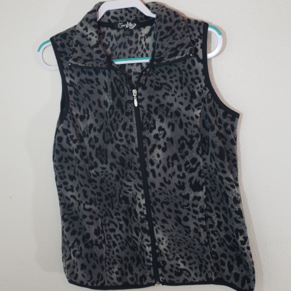 Fuzzy Gray & White Zip Up Vest